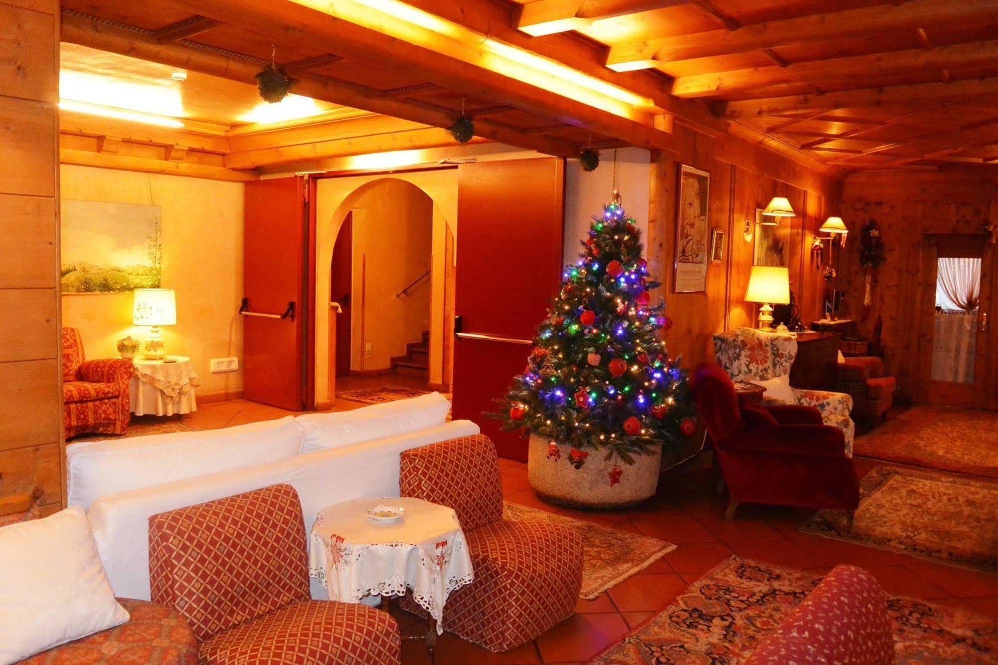 Hotel Alemagna Сан Вито ди Кадоре Екстериор снимка