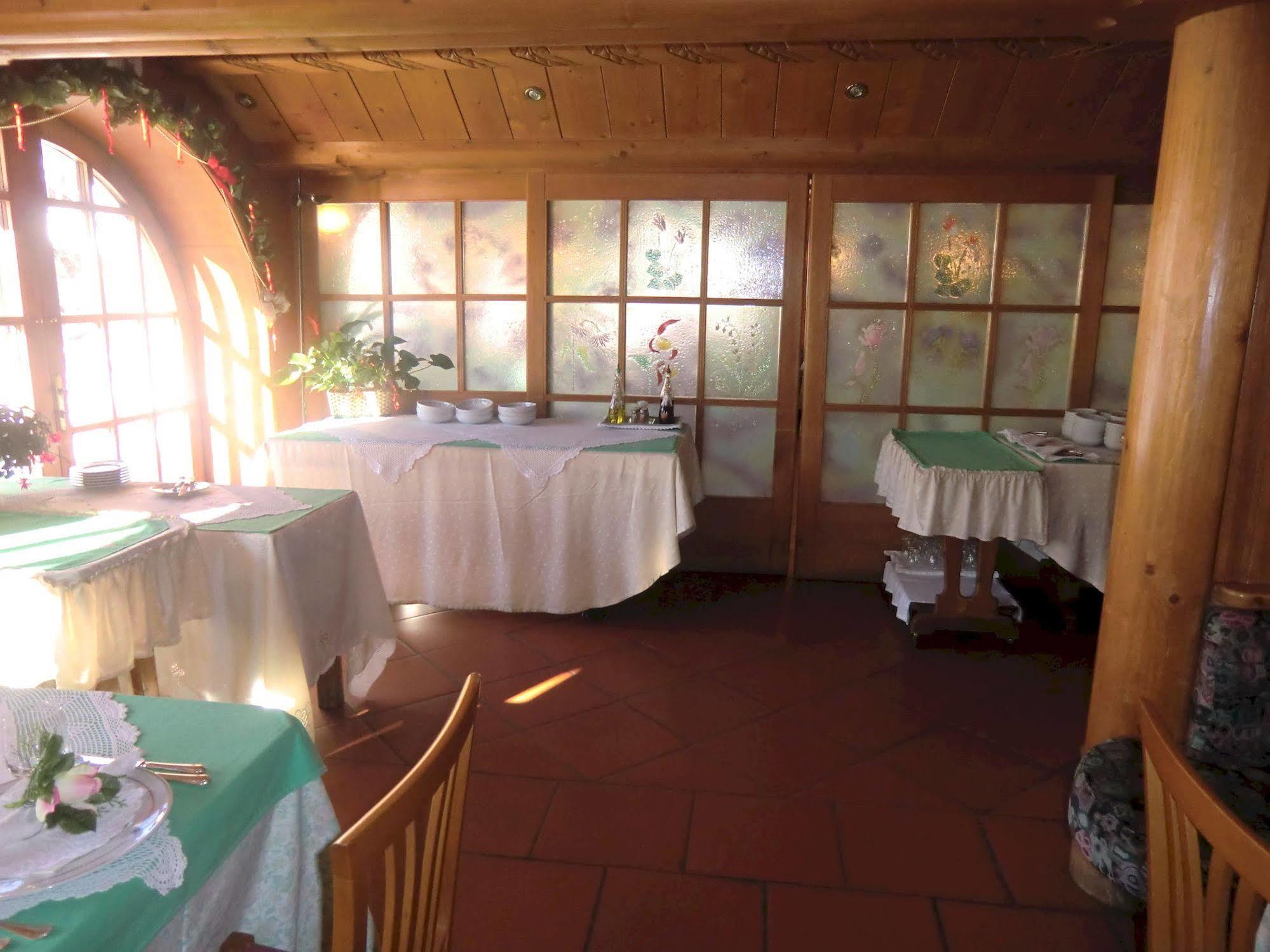 Hotel Alemagna Сан Вито ди Кадоре Екстериор снимка